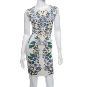 Beautiful BCBG MaxAzria bodycon dress like new.